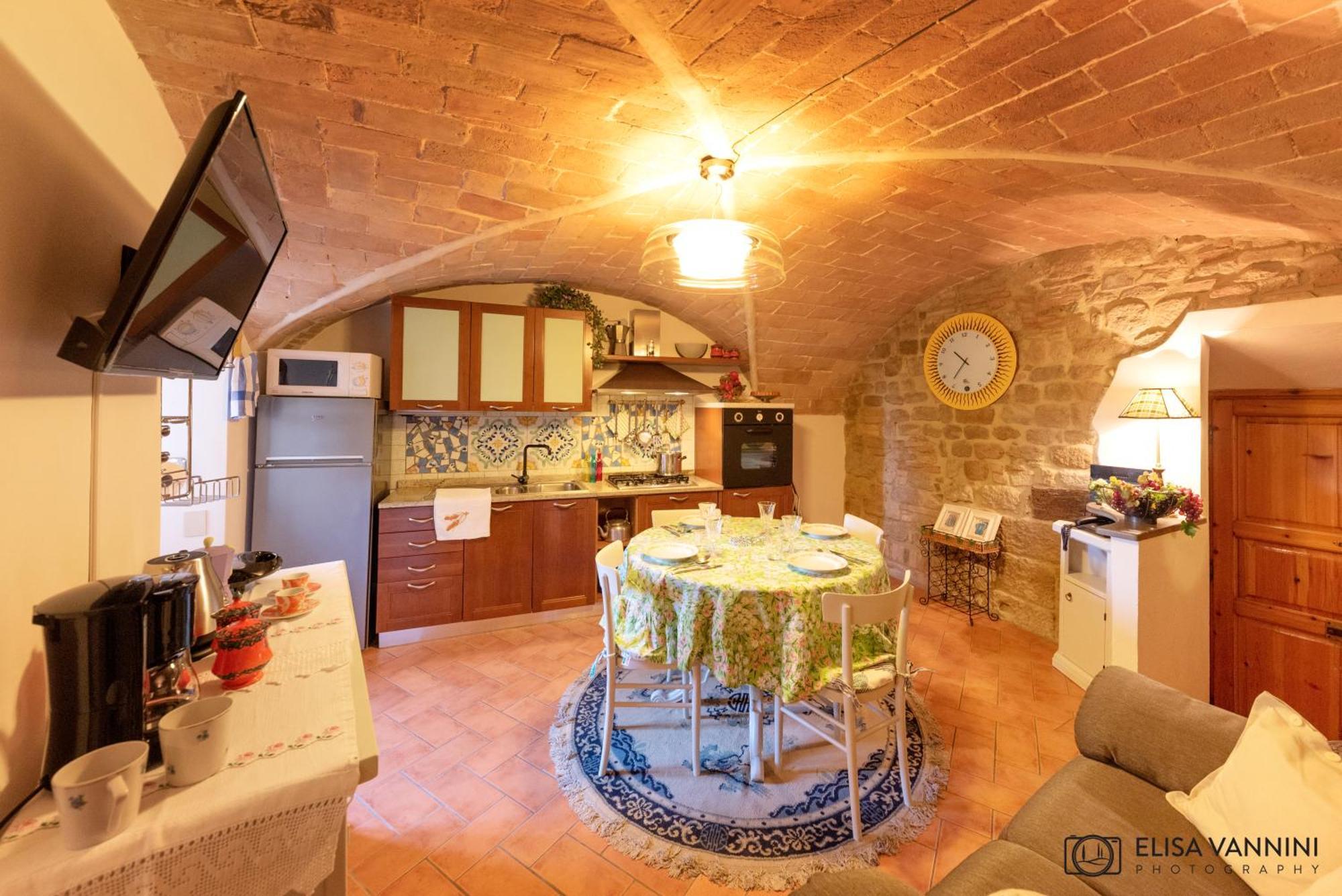 Апартаменты A Casa Di Rache & Bea Вольтерра Экстерьер фото