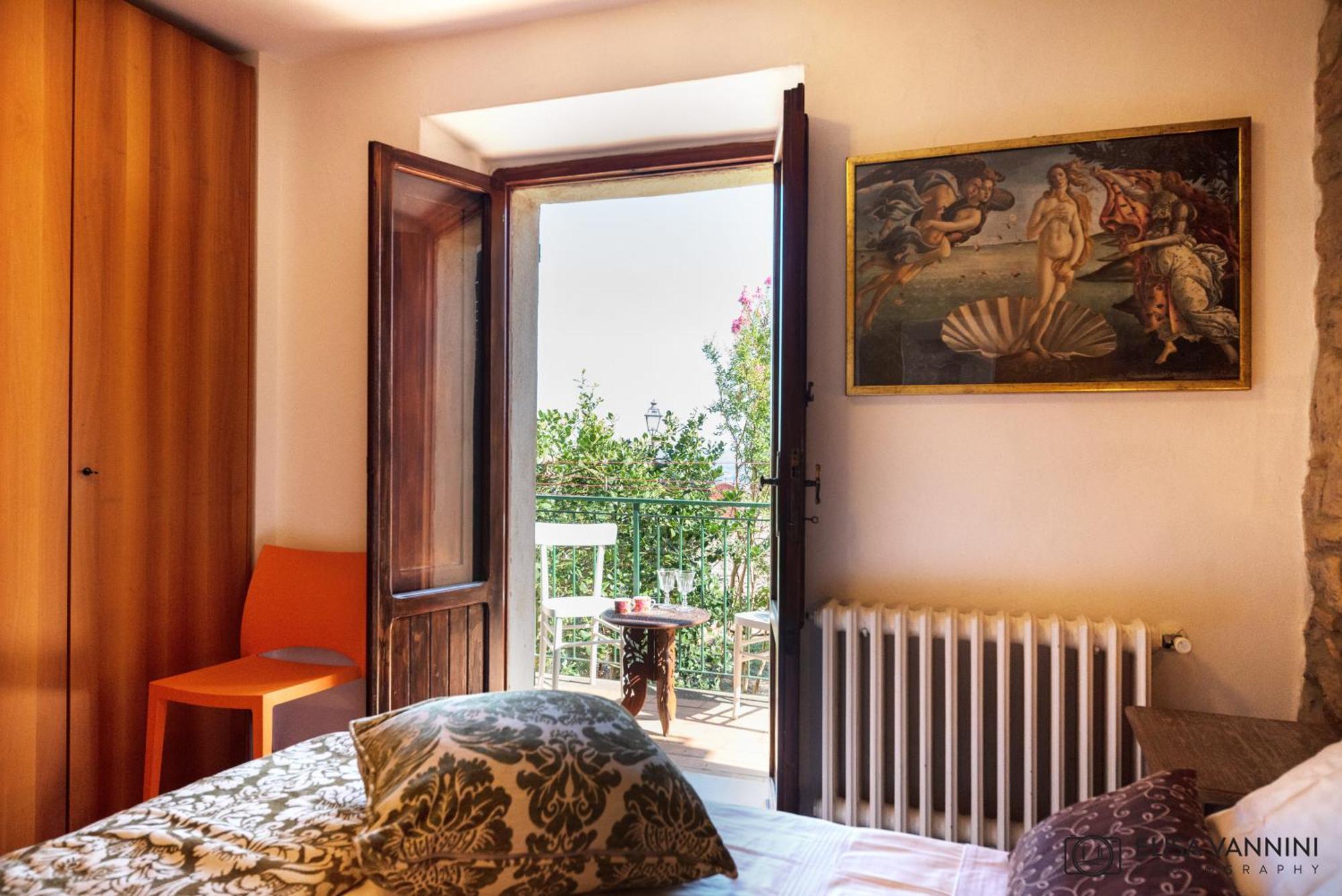 Апартаменты A Casa Di Rache & Bea Вольтерра Экстерьер фото
